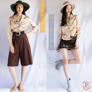 Vintage large paisley blouse / 60s paisley blouse